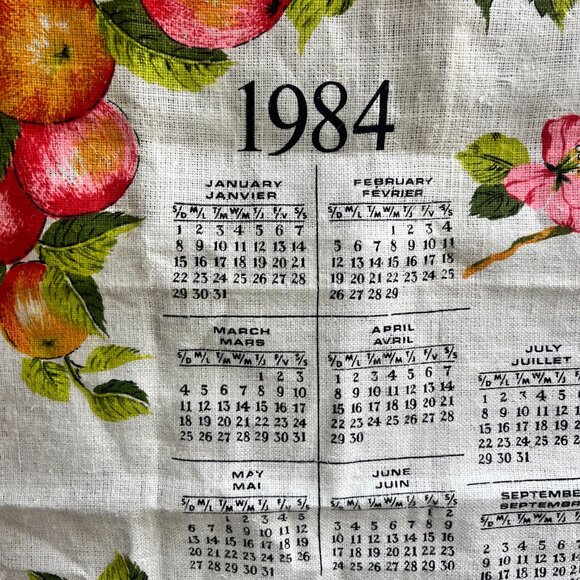 1984 Vintage Tea Towel - Floral and Fruit Motif - 100% linen - Made in Poland - Picture 3 of 5
